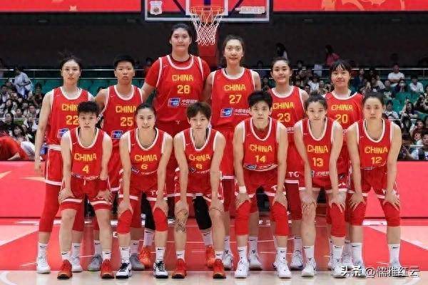 关于新秀球员脱颖而出，成为球队核心力量，备受瞩目的信息