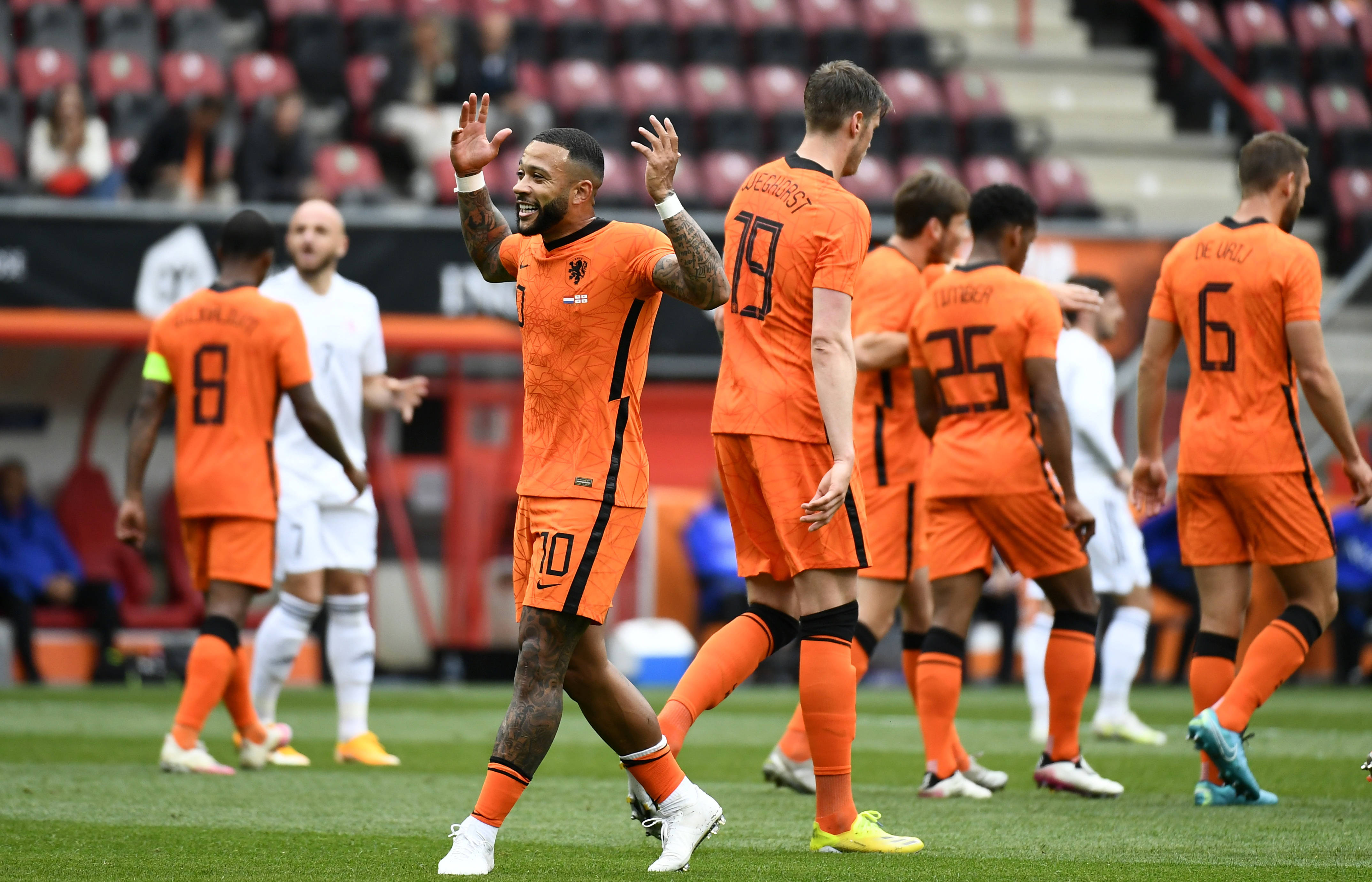 欧预赛：比利时力克荷兰，斩获胜利的简单介绍