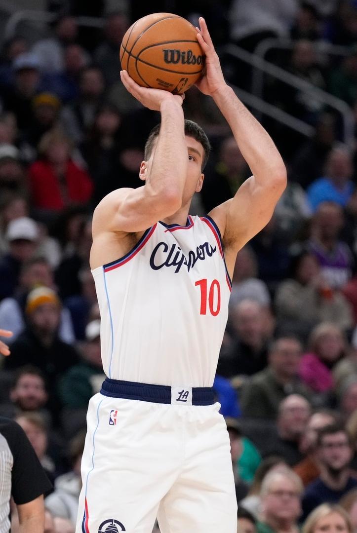 九游体育在线登录-快船绝杀公牛，继续保持领先优势